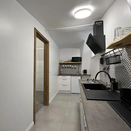 Kosciuszki 52 * 库多瓦-兹德鲁伊